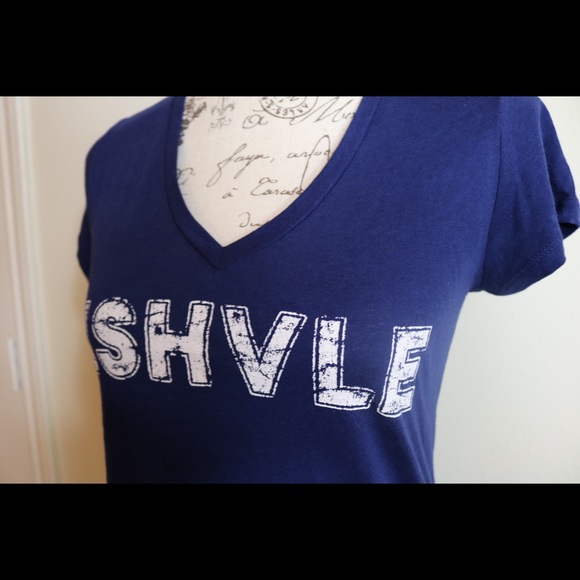 New with tags nashville Tennessee v neck tee shirt - Picture 5 of 7